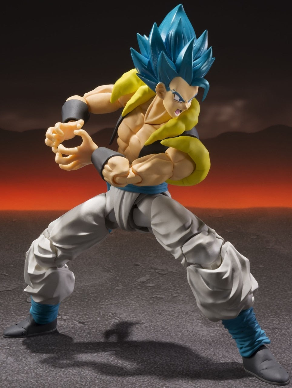 Gogeta - SH Figuarts Super Saiyan Blue - pew pew buy